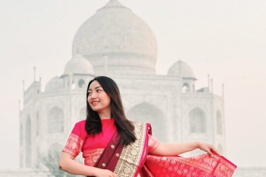 Private Guided Tour to Taj Mahal and Agra Fort with Entrance tickets and Lunch,