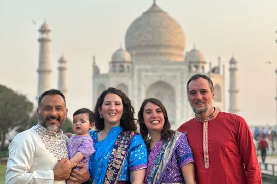 Private Taj Mahal Sunrise Day Tour From Delhi by Ac Car - All Inclusive
