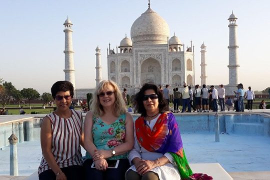 Private Full-Day Tour by Train to Taj Mahal from Delhi