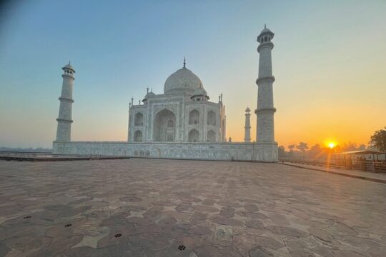 Majestic Sunrise at Taj Mahal, Agra Fort From Delhi-All Inclusive